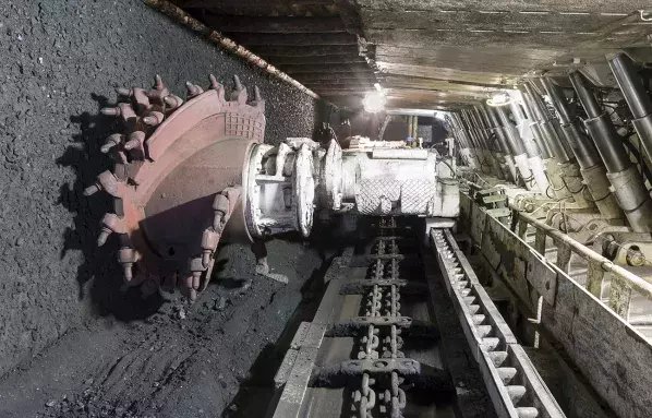 shutterstock_137398853_shearer_mining