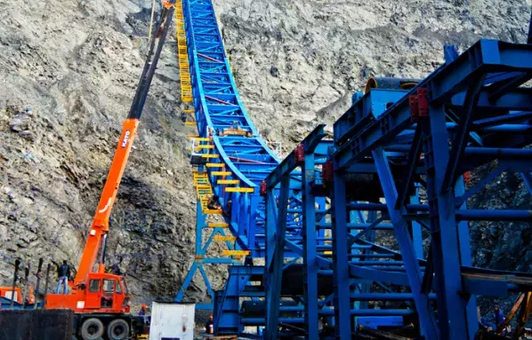 gl-mining_conveyor-chain-conveyor-welding-sliding-strips